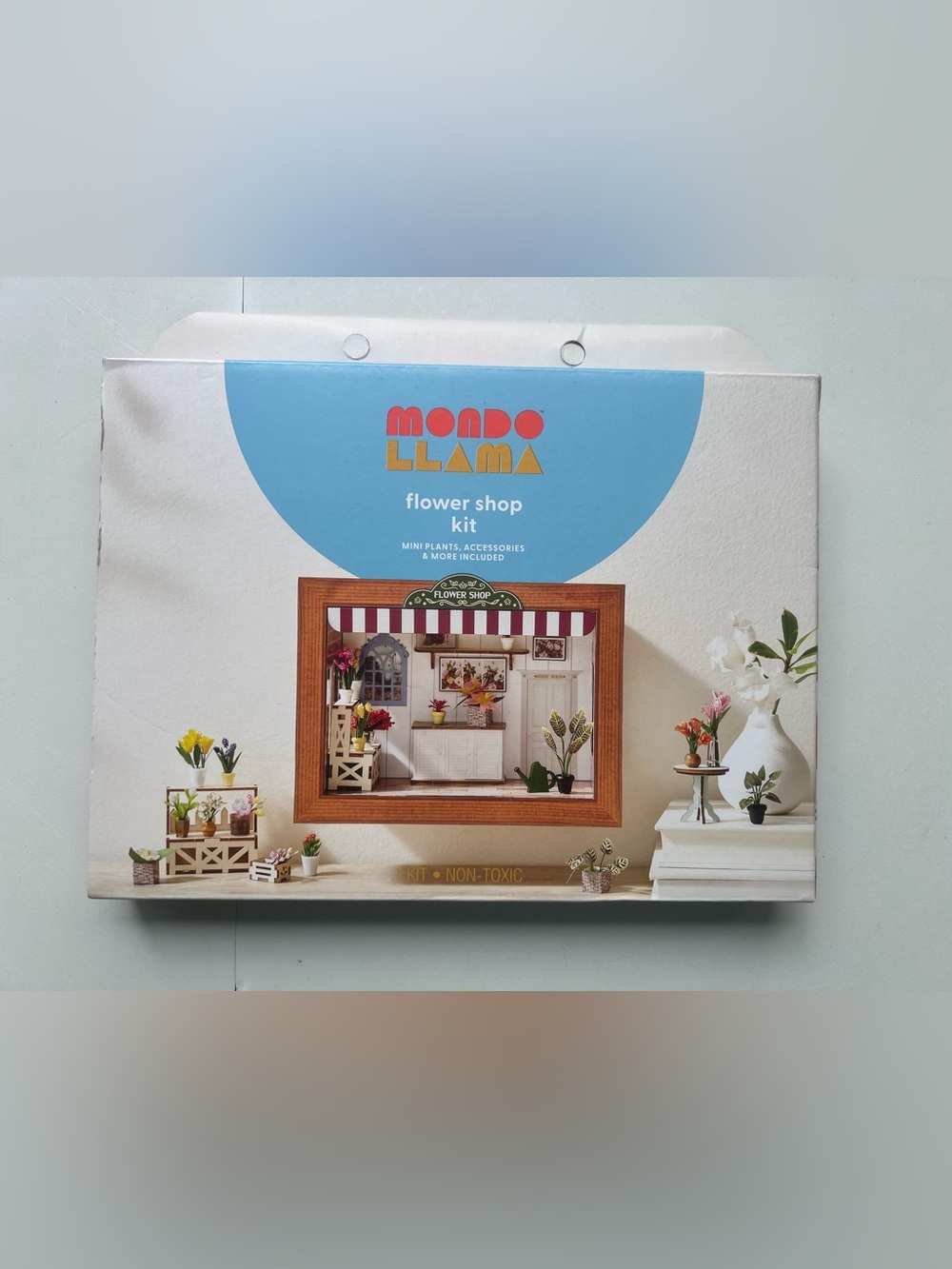 DIY 3D Miniature Flower Shop Craft Kit - Mondo Llama™